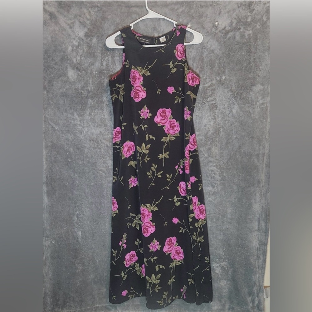 Floral Black Maxi Dress - Picture 2 of 9